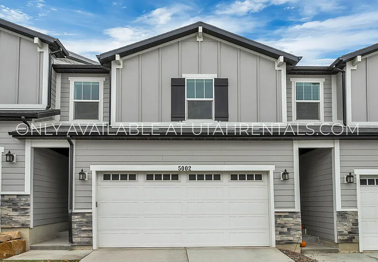 5002 N Marble Fox Way — Photo 2