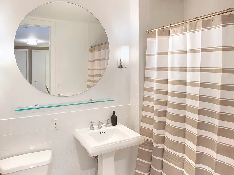 50 Murray St #1318 — Photo 8