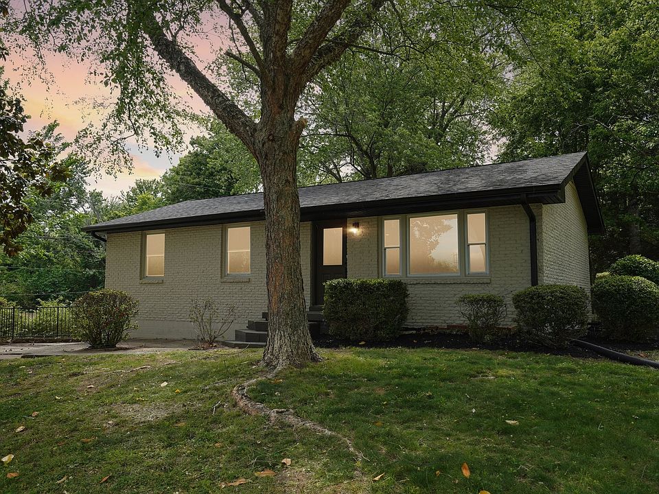 1st image of 504 Kenney Dr