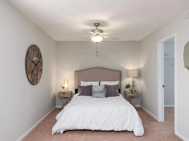 Village Gate Apartments — Photo 7