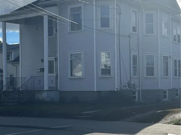 868 Mineral Spring Ave, Pawtucket, RI 02860
