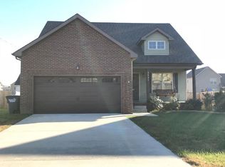 1018 Sunrise Dr, Clarksville, TN 37042
