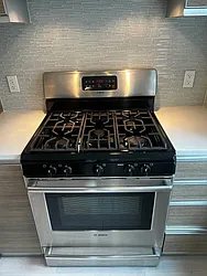 Rented by R New York