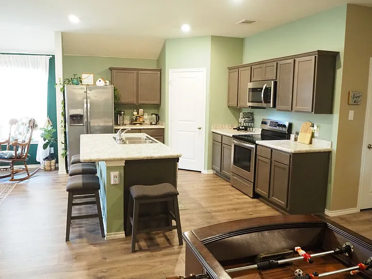 401 Wilson Way — Photo 14