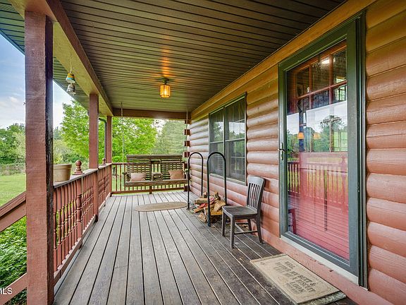 10th image of 147 Britton Ln