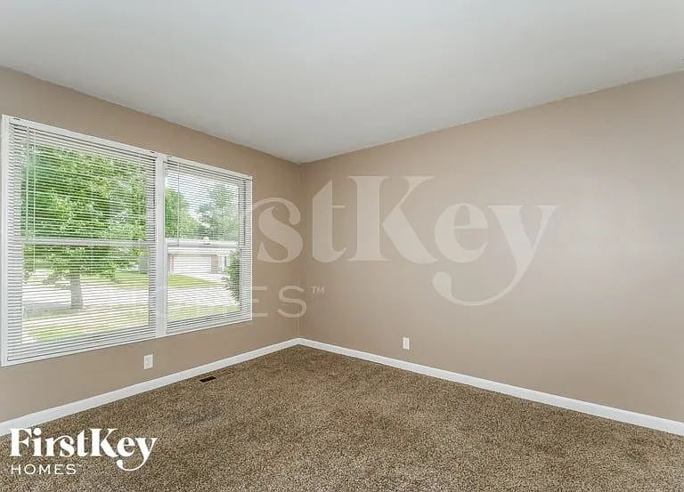 3574 Norberg Dr — Photo 10