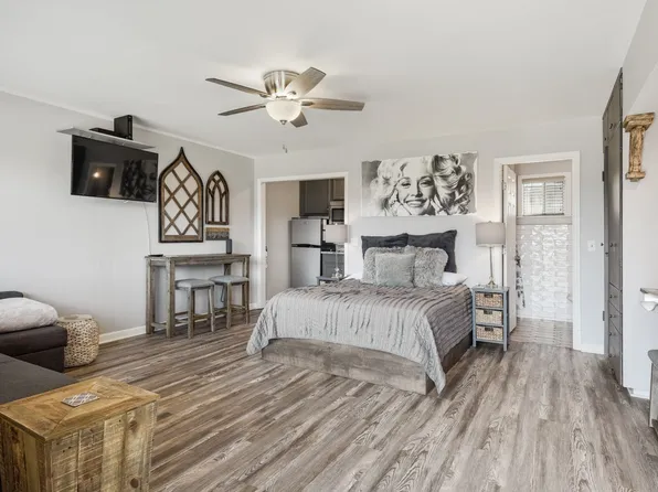 803 Hillview Hts #106, Nashville, TN 37204