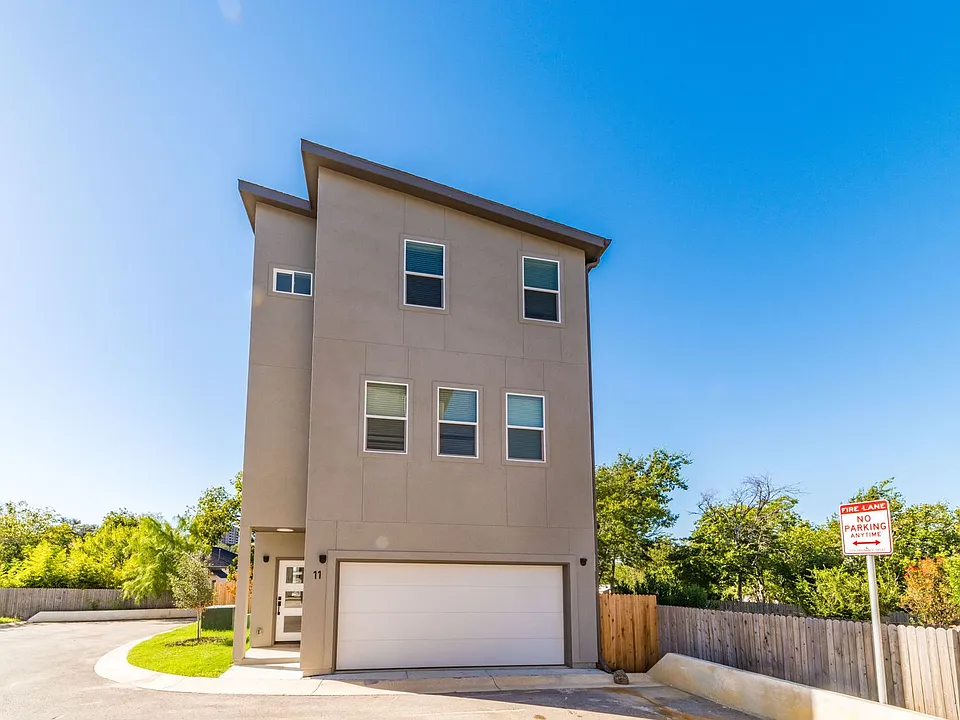 1618 W Lawndale Dr #11