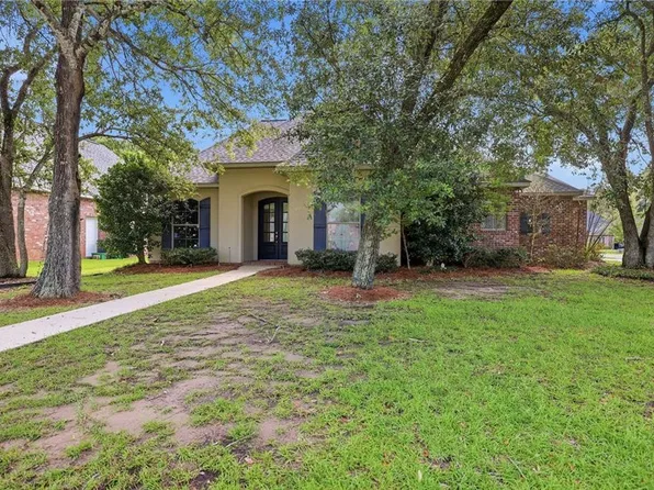 807 Sand Fox Run, Madisonville, LA 70447