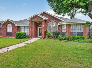 1701 Briargrove Dr, Mesquite, TX 75181