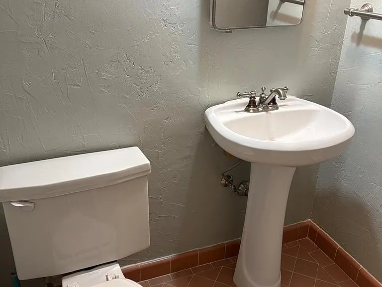 9526 Vogue Ln — Photo 4