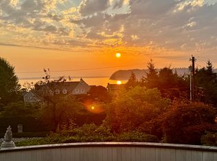 10709 Marine View Dr, Mukilteo, WA 98275