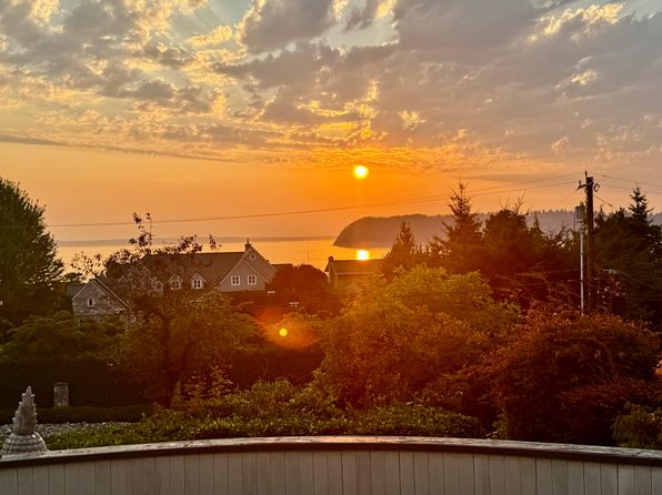 10709 Marine View Dr