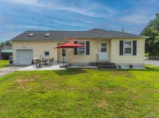 50 Holland Ave, Pine Bush, NY 12566
