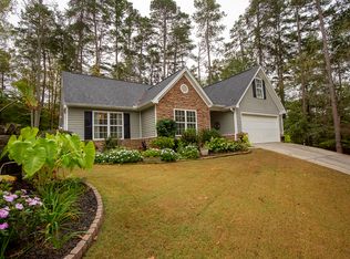 2220 Mina Lane Dr, Buford, GA 30518