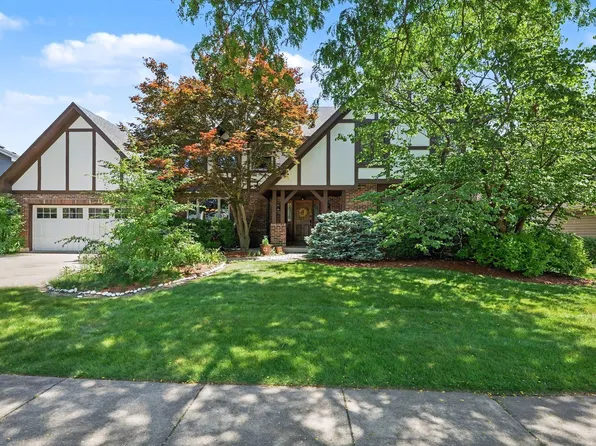 1659 Brittany Ln, Hoffman Estates, IL 60192