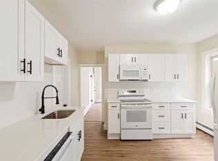 9 Woodbine St #1, Providence, RI 02906