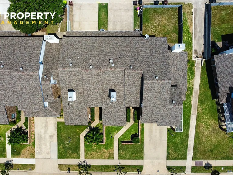 3325 Devonshire Dr — Photo 27