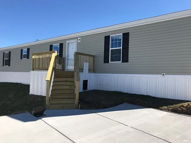 Cedar Glen — Photo 10