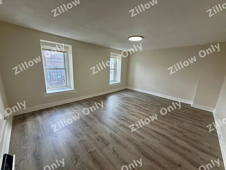 323 Vine St #B — Photo 11