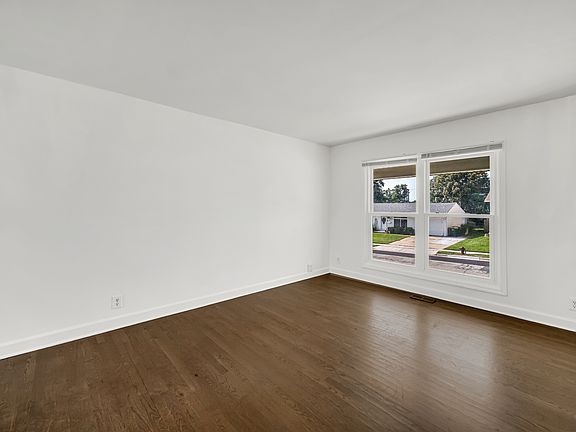 4th image of 310 McKool Ave