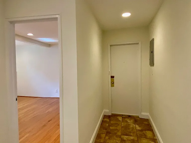 1322 Commonwealth Ave #3D — Photo 35