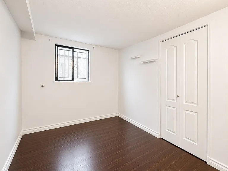 5838 Kerr St #2BR — Photo 6