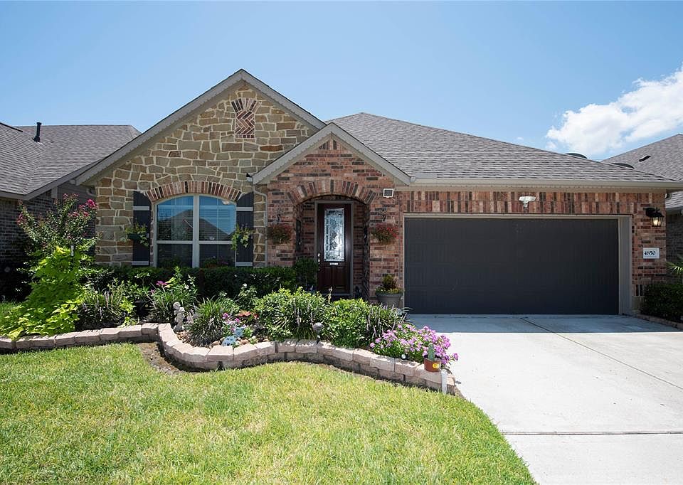 1st image of 4850 Palomar Ln