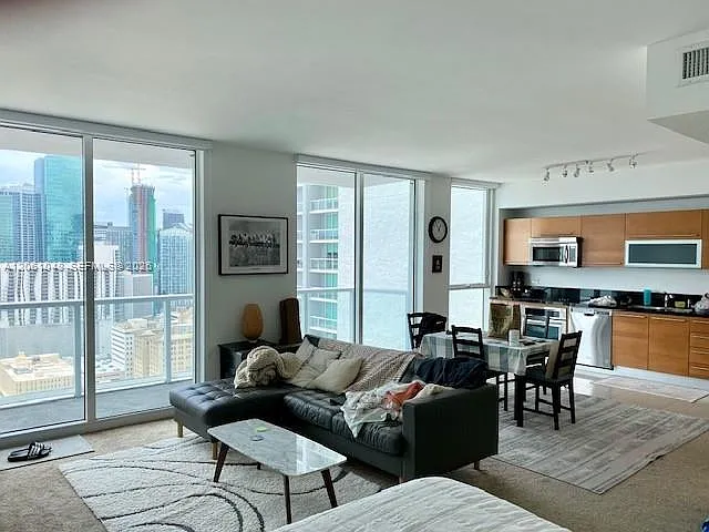 244 Biscayne Blvd #3307 — Photo 3