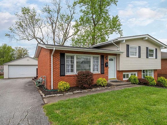 2nd image of 213 Ashland Dr