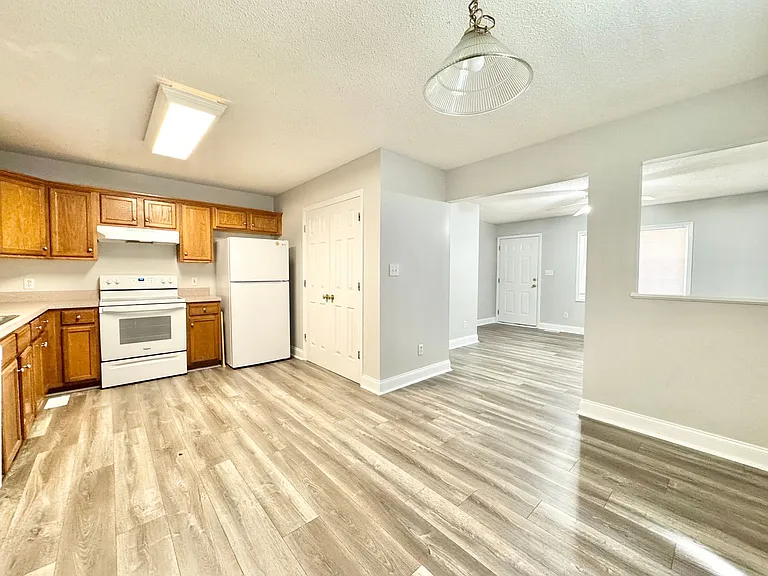 3807 Baylor St #B — Photo 3