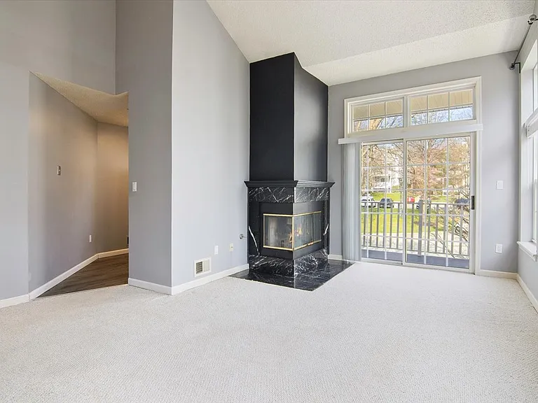 1125 Hyde Park Ct #1125 — Photo 7