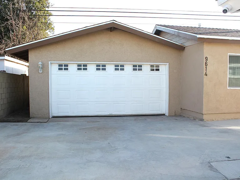 9614 W Cerritos Ave — Photo 35
