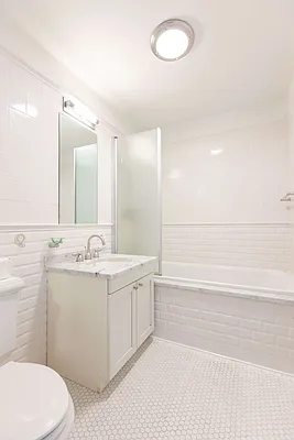 Rented by Smart City Real Estate LLC | media 6