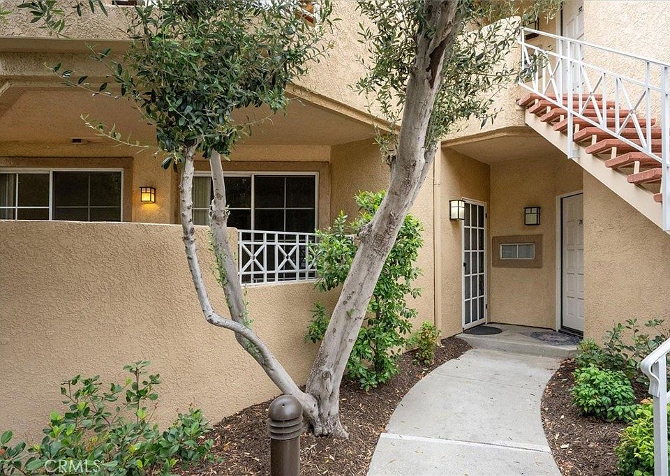 1st image of 23845 Del Monte Dr Unit 73