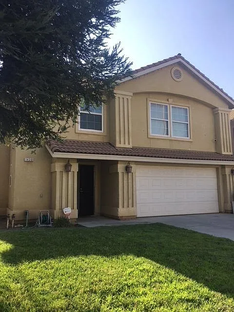 1432 Deborah Ln photo 1
