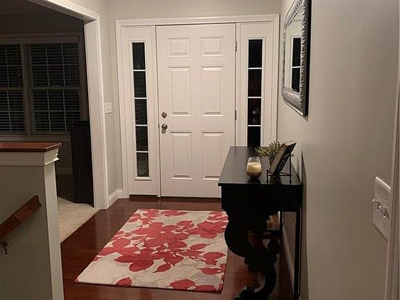 2nd image of 2854 Amberwood Dr