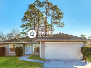 7767 Pikes Peak Dr, Jacksonville, FL 32244