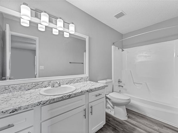 fayetteville-arkansas-448601819 picture