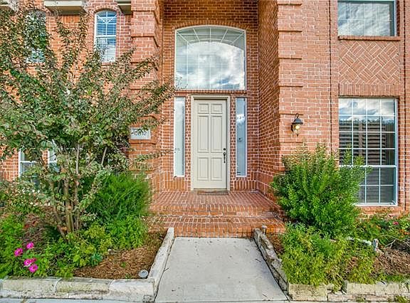 3rd image of 5812 Charlemagne Dr