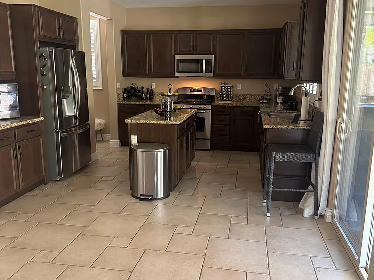 34136 Camelina St — Photo 15