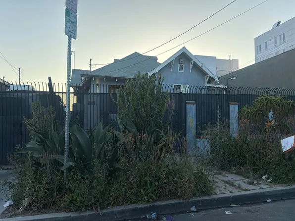 305 N Westmoreland Ave, Los Angeles, CA 90004