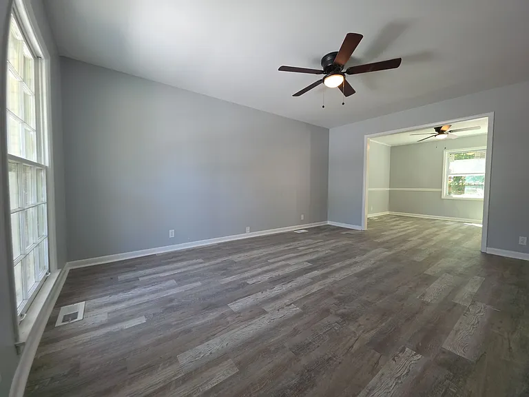 307 Mockingbird Rd SE #1 — Photo 3