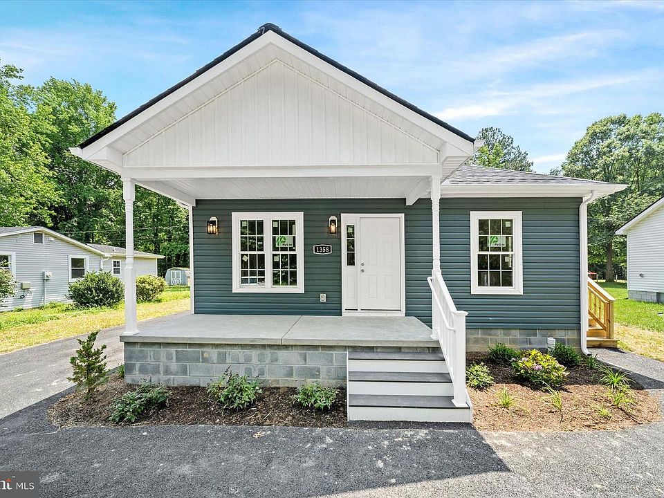 1st image of 1358 W College Rd