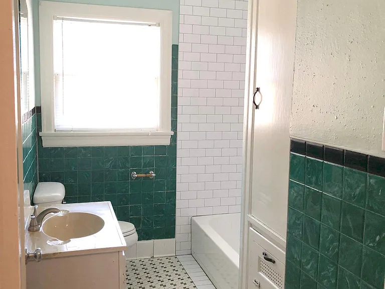 3303 Werner Ave — Photo 7