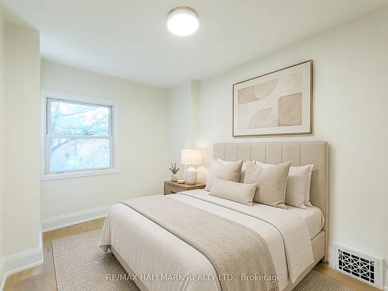 14 Lynn Rd — Photo 7