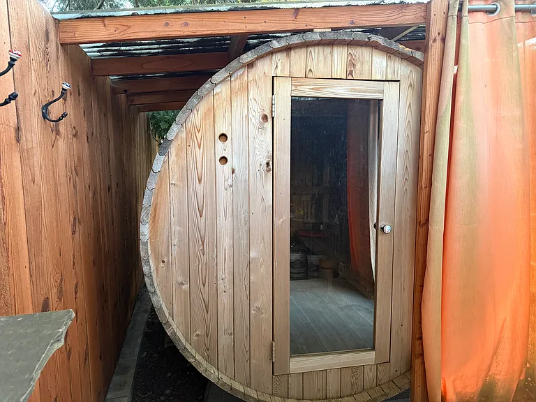 Dry sauna