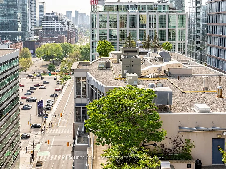 250 Wellington St W #Penthouse 40 — Photo 19