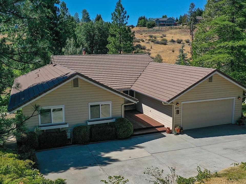 1st image of 820 Dogwood Dr