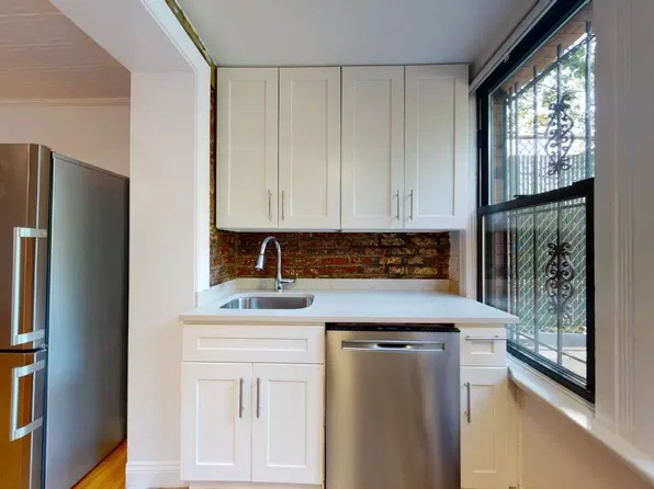 86 Carroll Street #1, photo 2